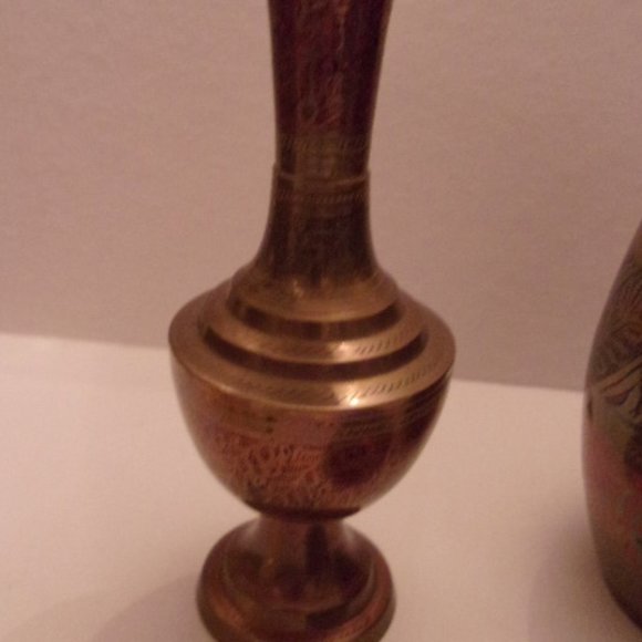 2 HAND CARVED BRASS TURKISH CONTAINERS.WS - Picture 4 of 4